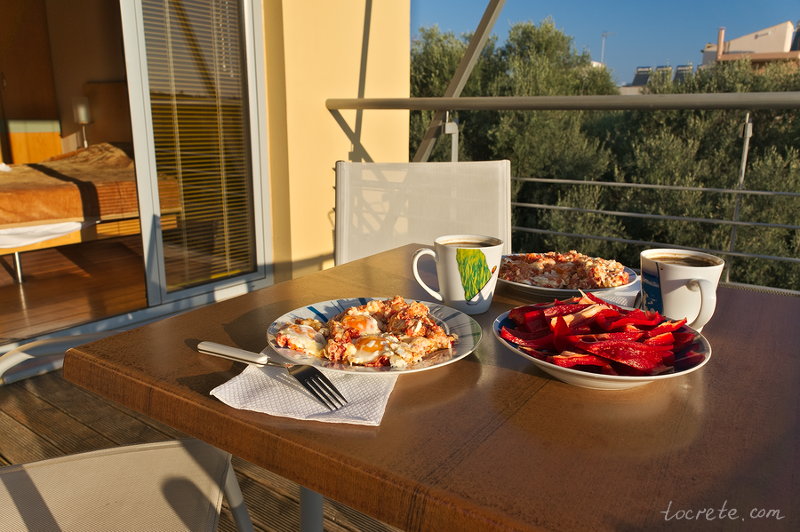 Завтрак в Агии Апостоли. Sorta Apartments Завтрак в Агии Апостоли. Sorta Apartments