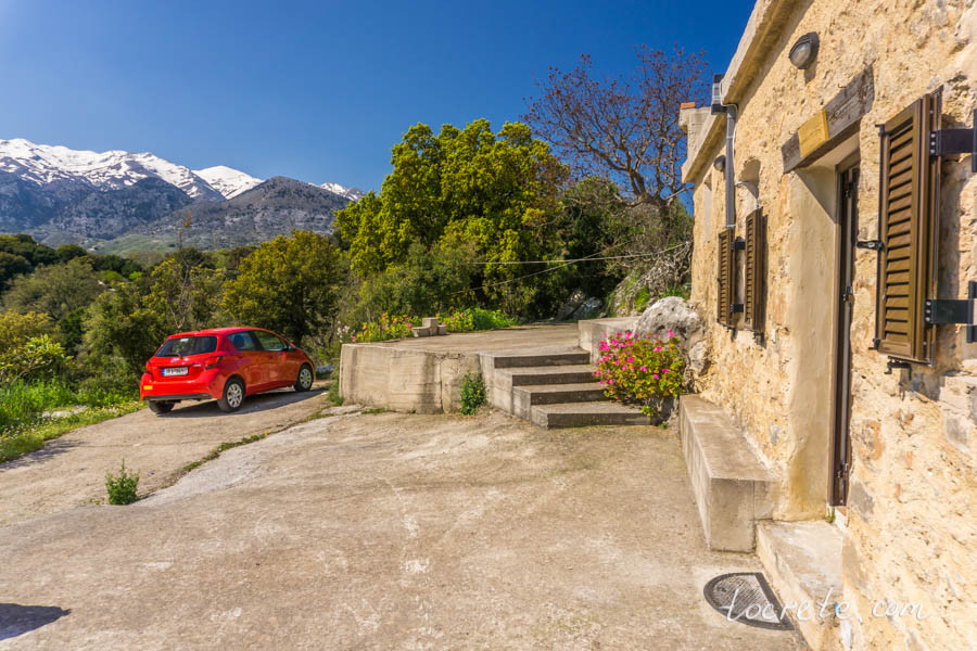 Вилла LITHARI в деревне Камби. Западный Крит