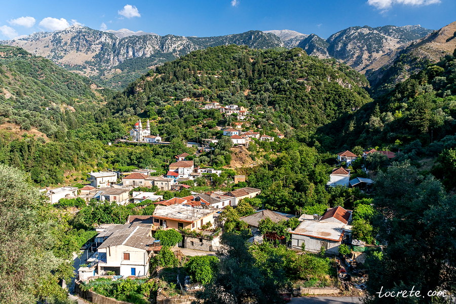 Деревня Мескла на острове Крит
