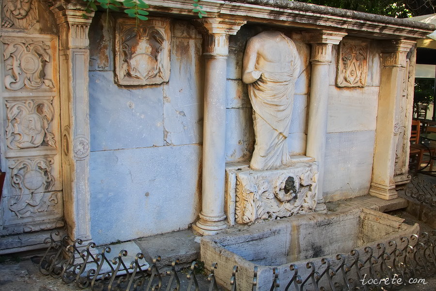 Ираклион, фонтан Бембо Ираклион, фонтан Бембо