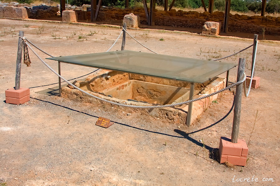 Дворец в Малии (Малийский дворец) Дворец в Малии (Малийский дворец)