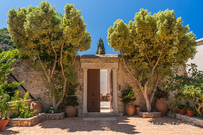 Монастырь Савватьяна. Savvatiana Monastery Монастырь Савватьяна. Savvatiana Monastery