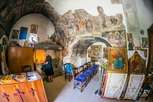 Фрески и иконы в Нартексе Главного Храма Мони Одигитрии Фрески и иконы в Нартексе Главного Храма Мони Одигитрии