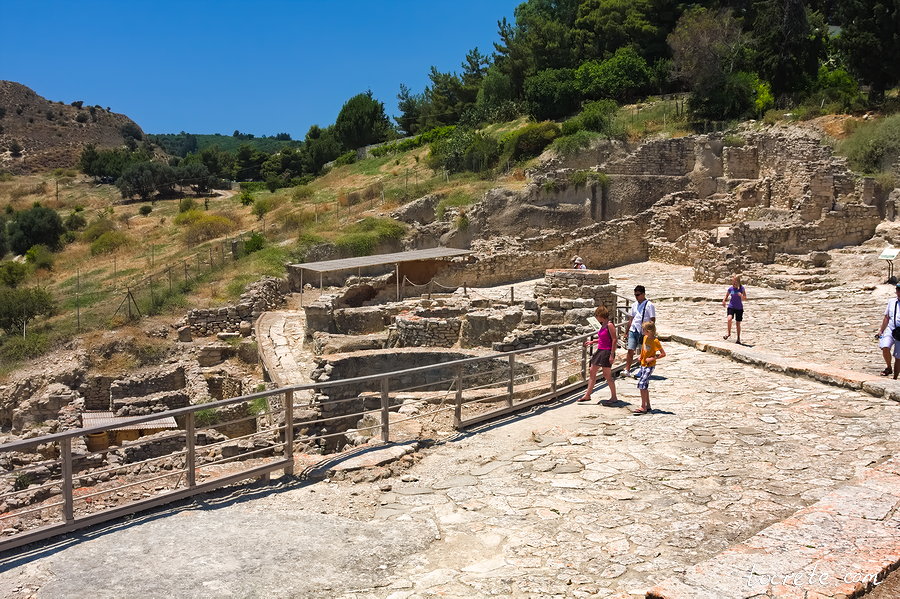 Фестский дворец (Phaistos Palace) Фестский дворец (Phaistos Palace)