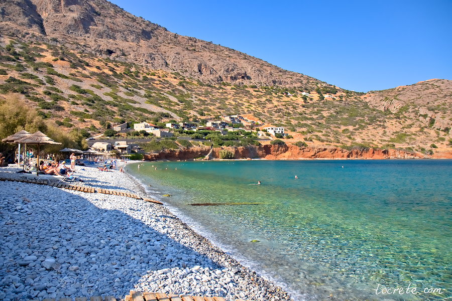 Пляж в деревне Плака Пляж в деревне Плака