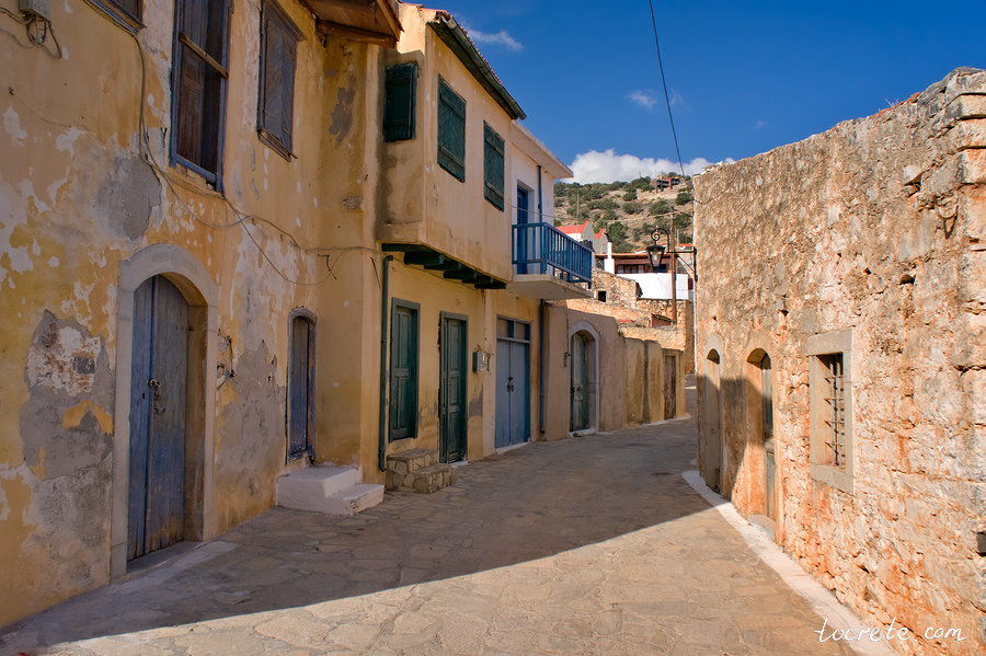 Эпано Элунда (Верхняя Элунда), где снимали сериал "Остров" Эпано Элунда (Верхняя Элунда), где снимали сериал "Остров"