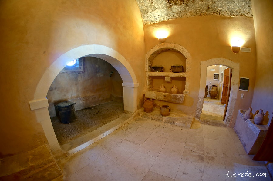 Монастырь Аркади. Кухня Монастырь Аркади. Кухня